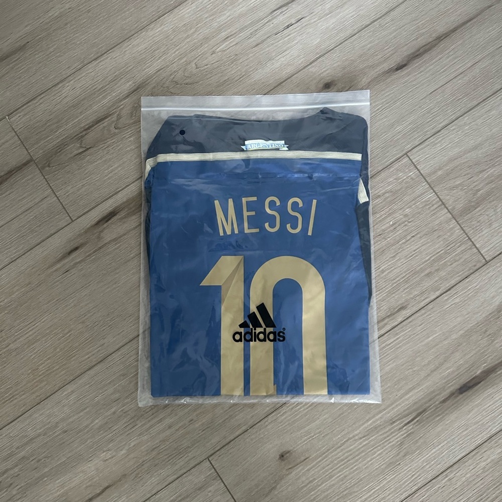 Argentina Messi Jersey 2014 Final - Picture 3 of 5